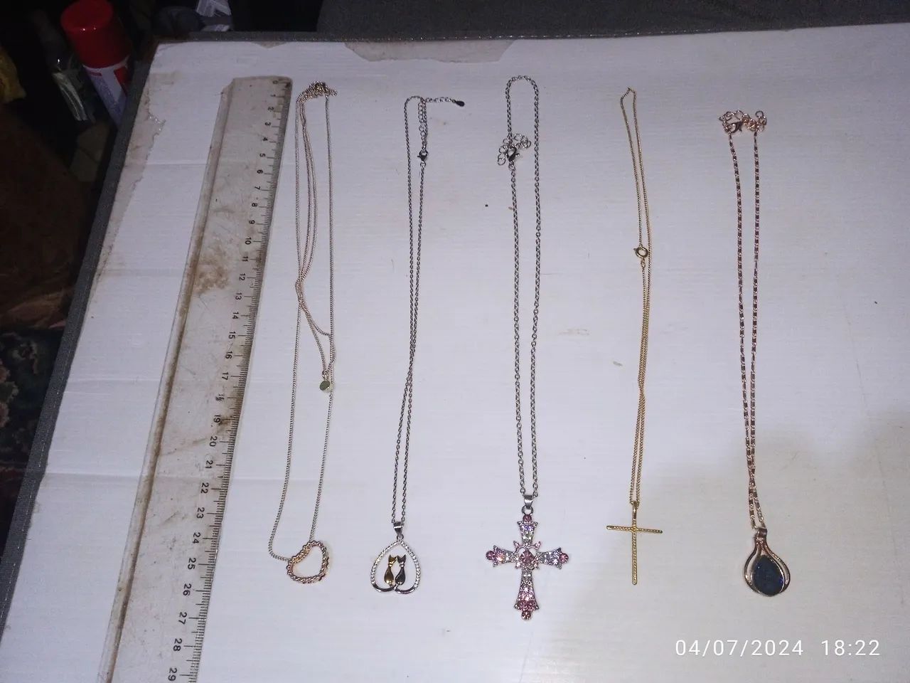Gargantilhas, lote com cinco peças diferentes  - Foto 3