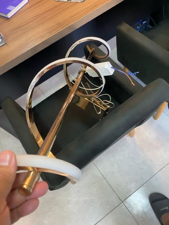 Luminária de teto moderna em espiral