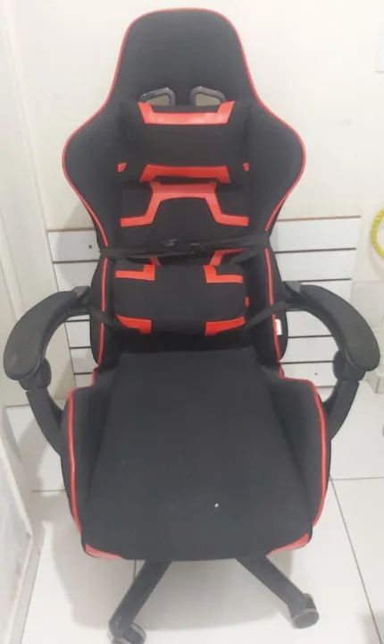 Cadeira gamer muito pouca usada - Foto 3