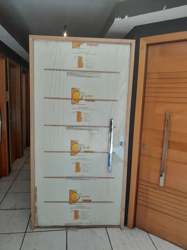 Porta pivotante 108x214mt parcelo até 10X no cartão sem juros  - Foto 2