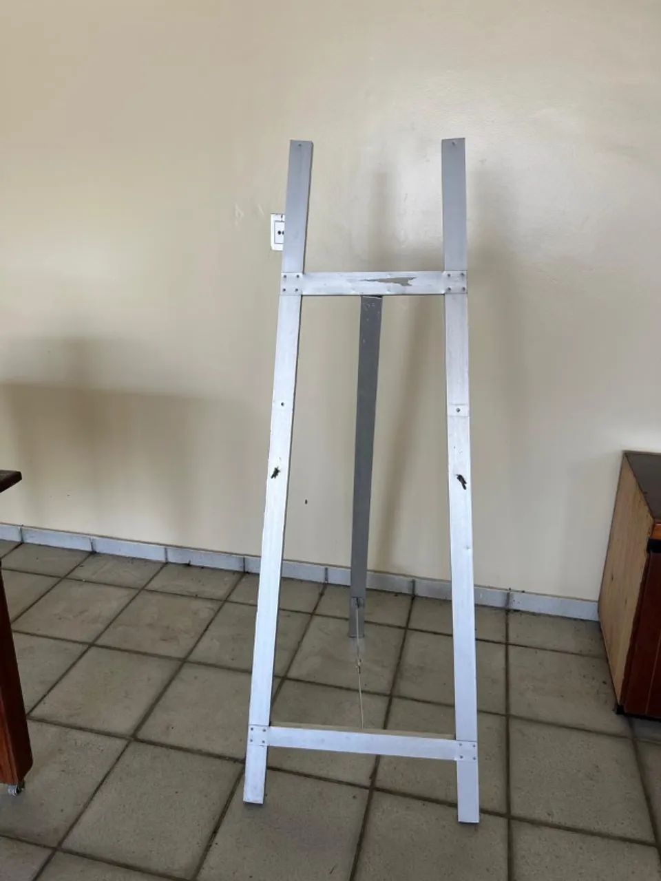 CAVALETE PARA QUADRO