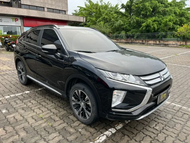 Mitsubishi Eclipse Cross 1.5 HPE Turbo Automático 2022