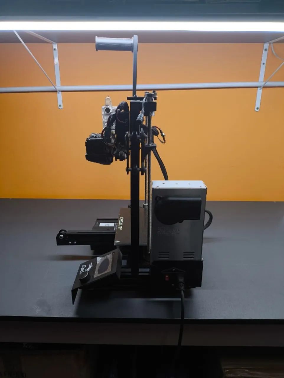 Impressora 3D Ender 3 com BL-Touch e Eixo Z Duplo - Foto 2