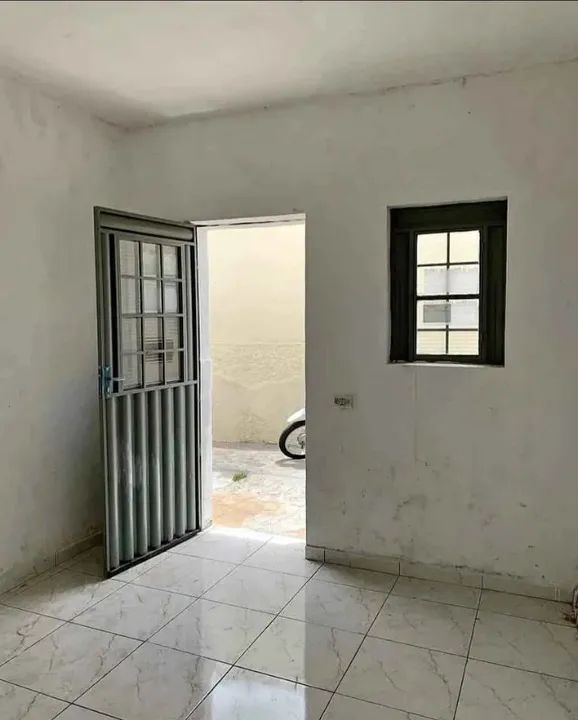 Casa em Samambaia (entr + parc)
