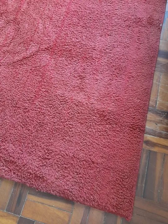Tapete felpudo vermelho
