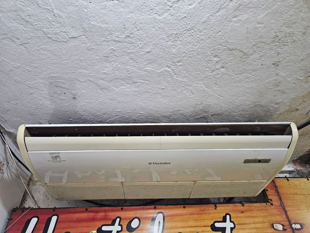 Vendo ar condicionado split eletrolux 60.000 BTS - Foto 5