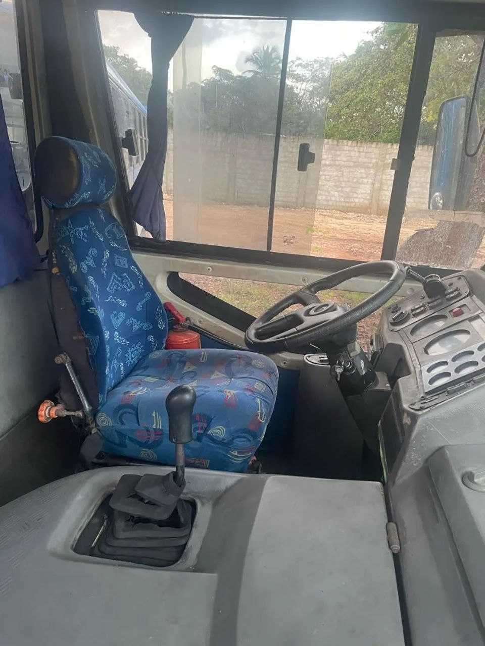 Ônibus rodoviário 2008 motor 15.190 valor 75.000 - Foto 7