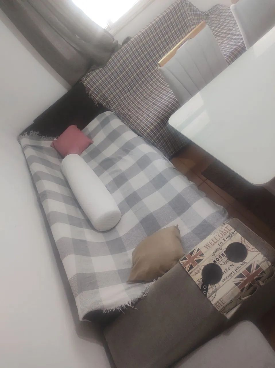 Sofá em L Preto