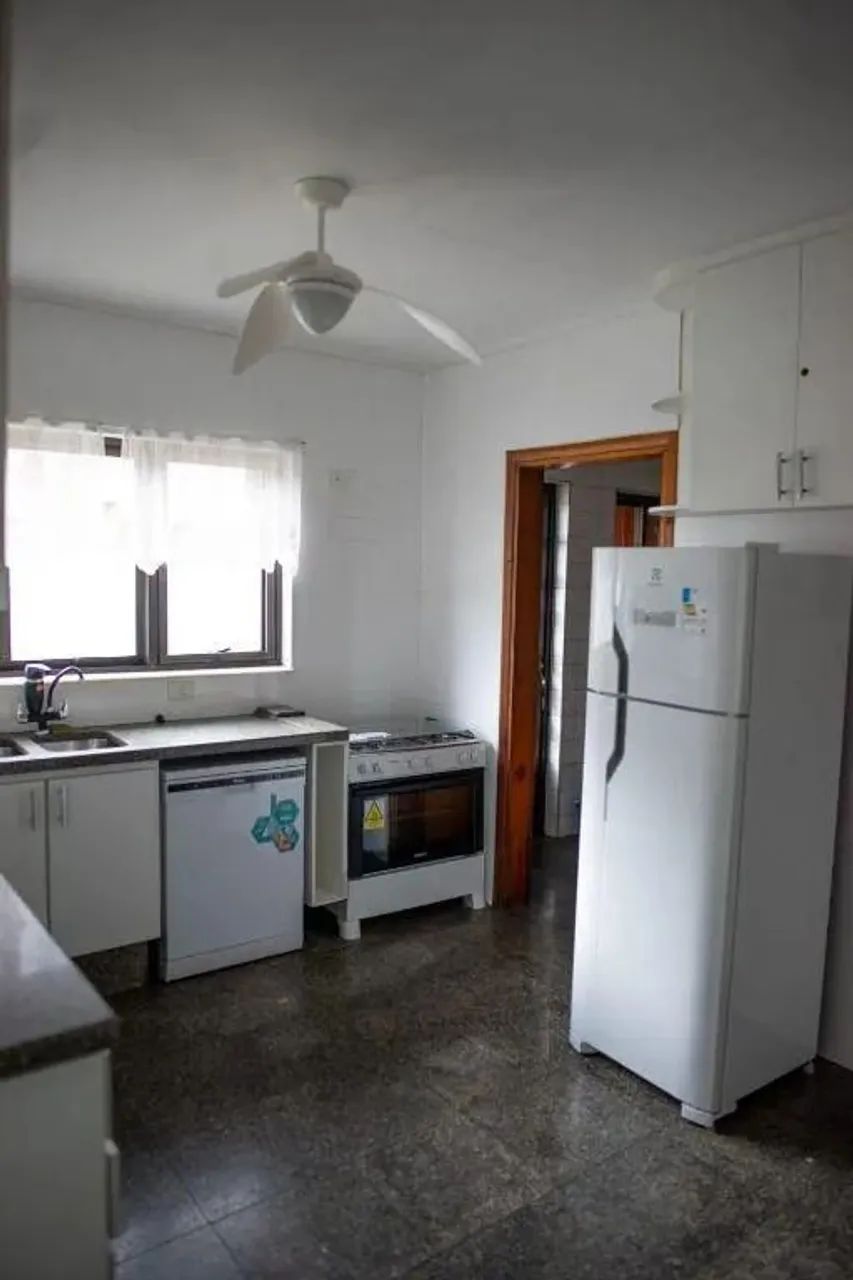 Casa à venda e para alugar em Santana de Parnaíba, Alphaville, com 5 suítes, com 422 m² - Foto 10