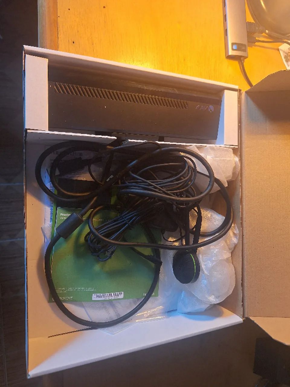 Xbox One Fat + 2 controles + Jogo [DEFEITO] - Foto 4