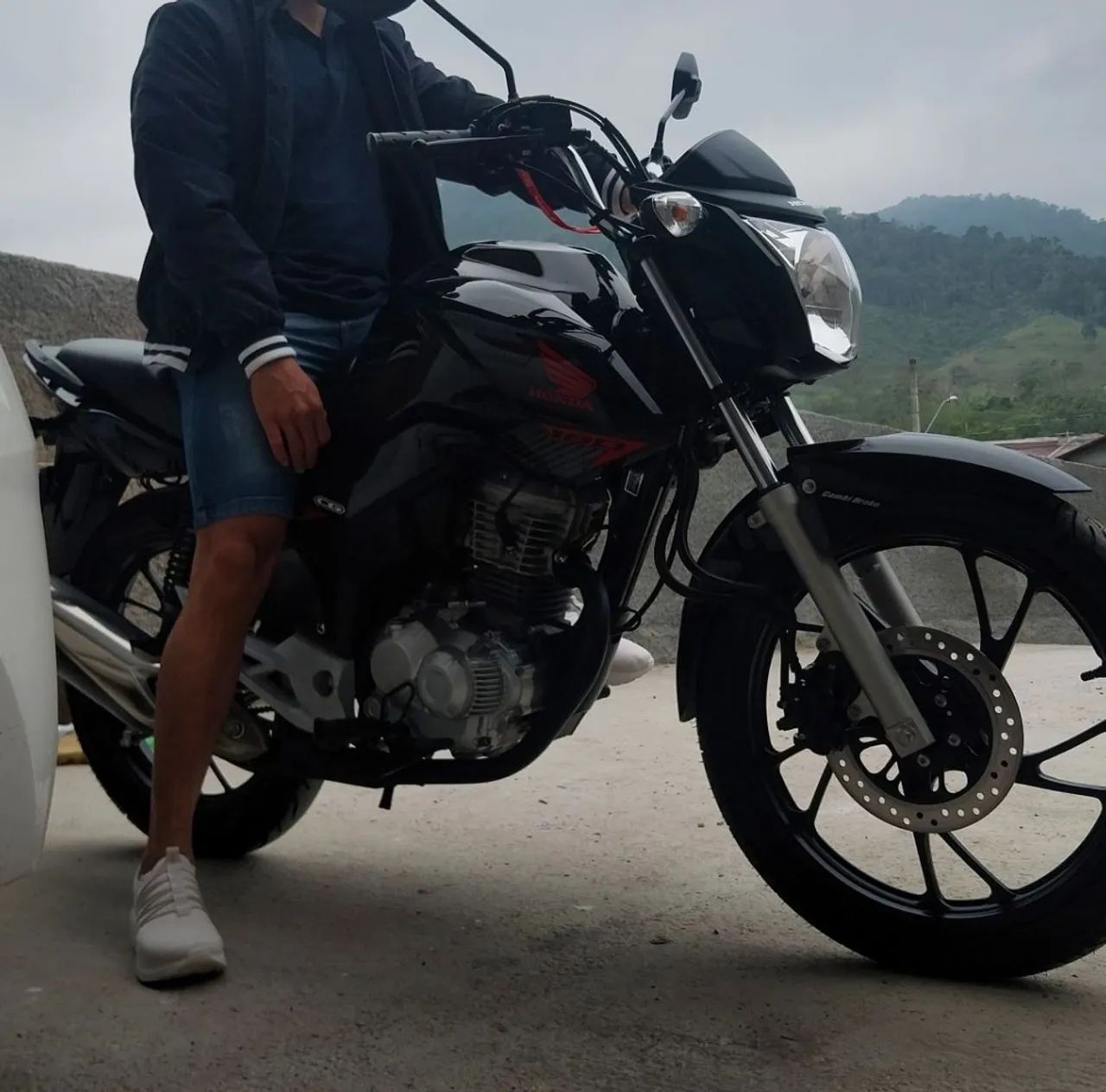 MOTO EM EXCELENTE ESTADO - Foto 2