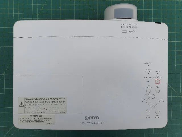 Projetor Sanyo 3.500 LÚMENS PLC-XU35355A POUCO USADO R$699,00   - Foto 2