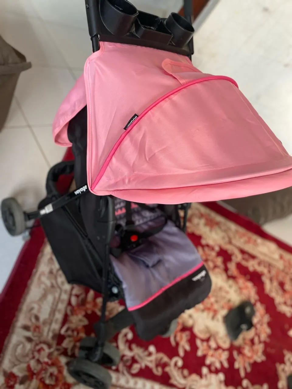 Carrinho de Bebê Voyage Rosa