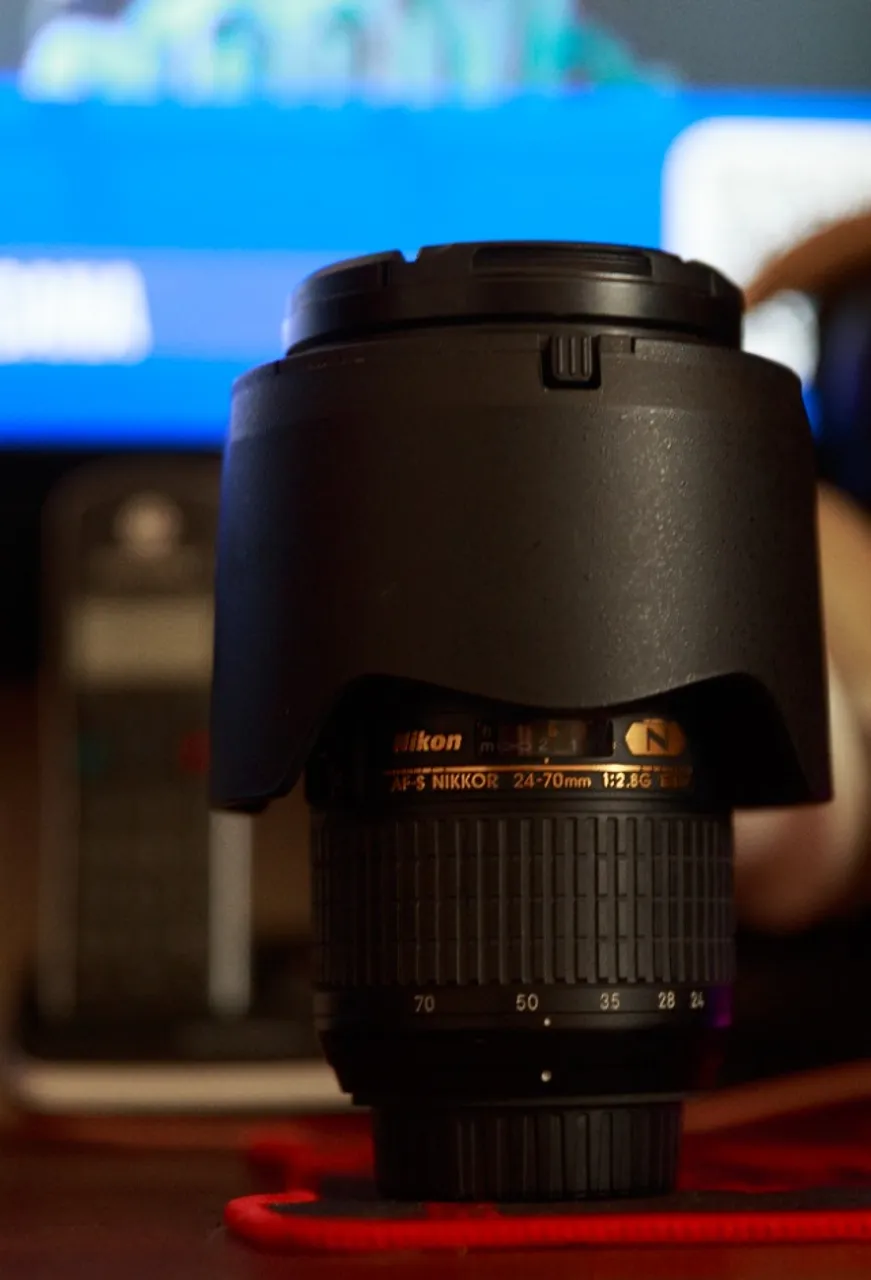 Lente Nikon 24-70 F; 2.8 G ED Nano Cristal
