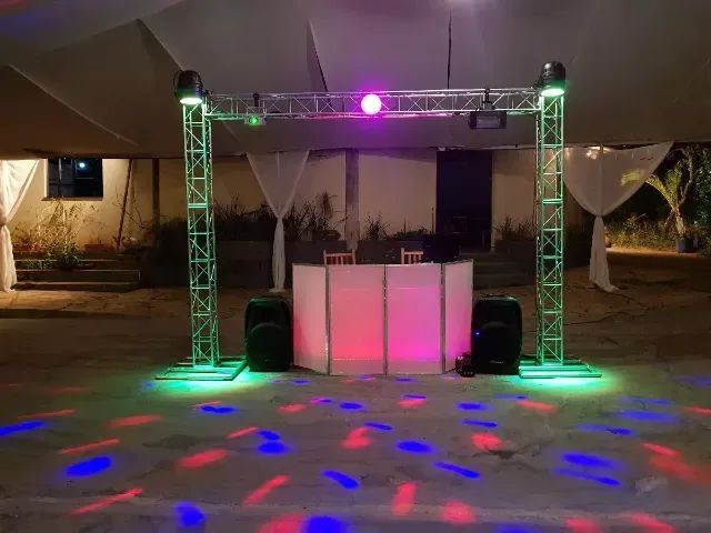 Cabine de dj 4 placas 