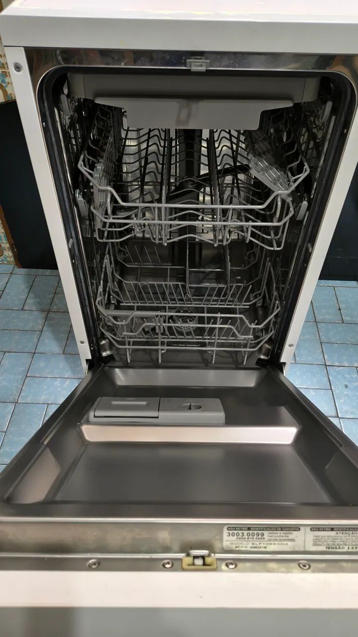 Lava louças Brastemp 10 serviços pouquíssimo uso 10x sem juros  - Foto 3