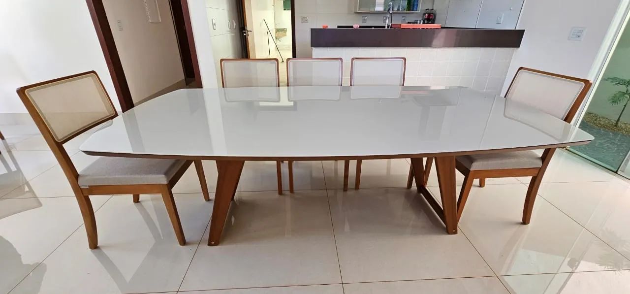 Mesa de Jantar Elegante com 6 Cadeiras de madeira  - Foto 3