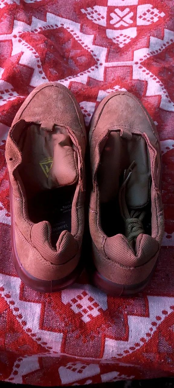 Botas de segurança em couro