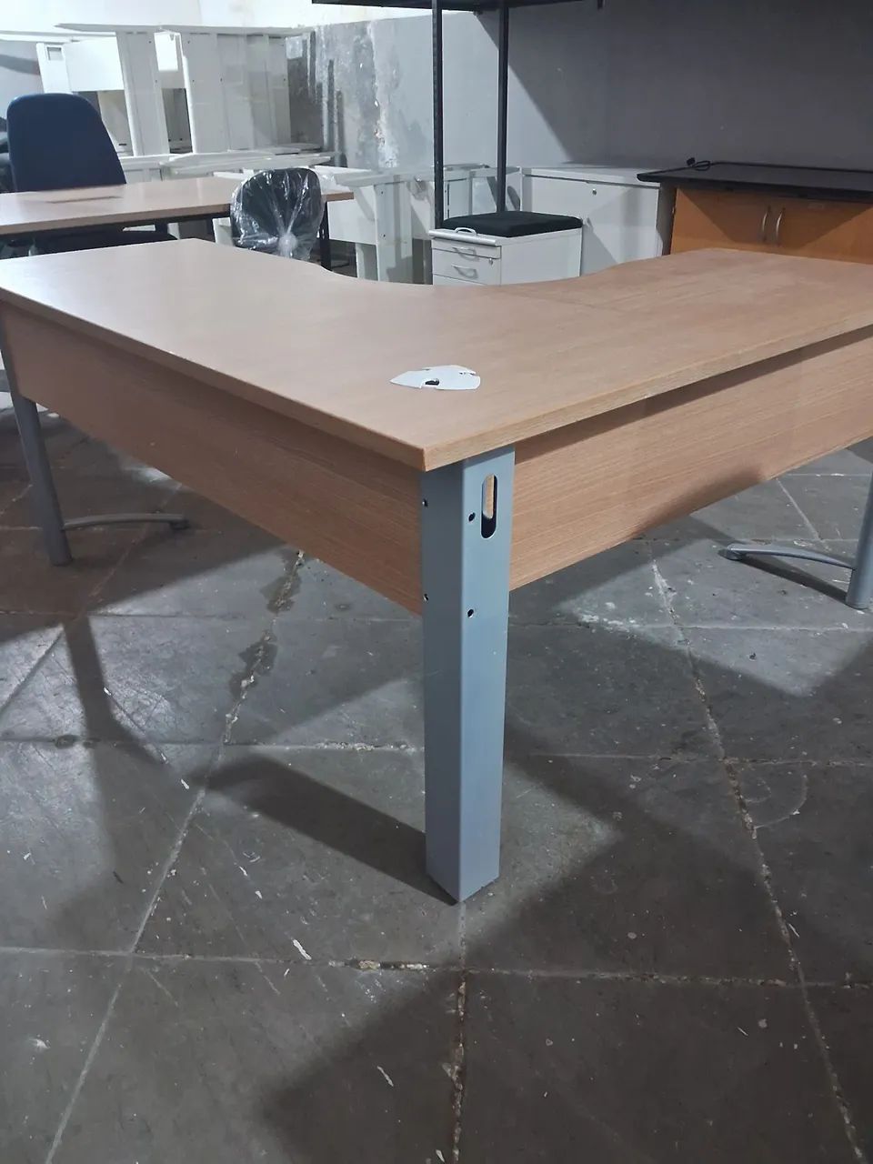 Mesa em L Amadeirada - Foto 3