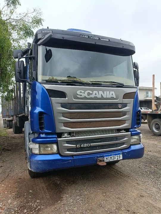 Caminhão Scania G420 - 2011 Diesel - Excelente estado - Foto 2