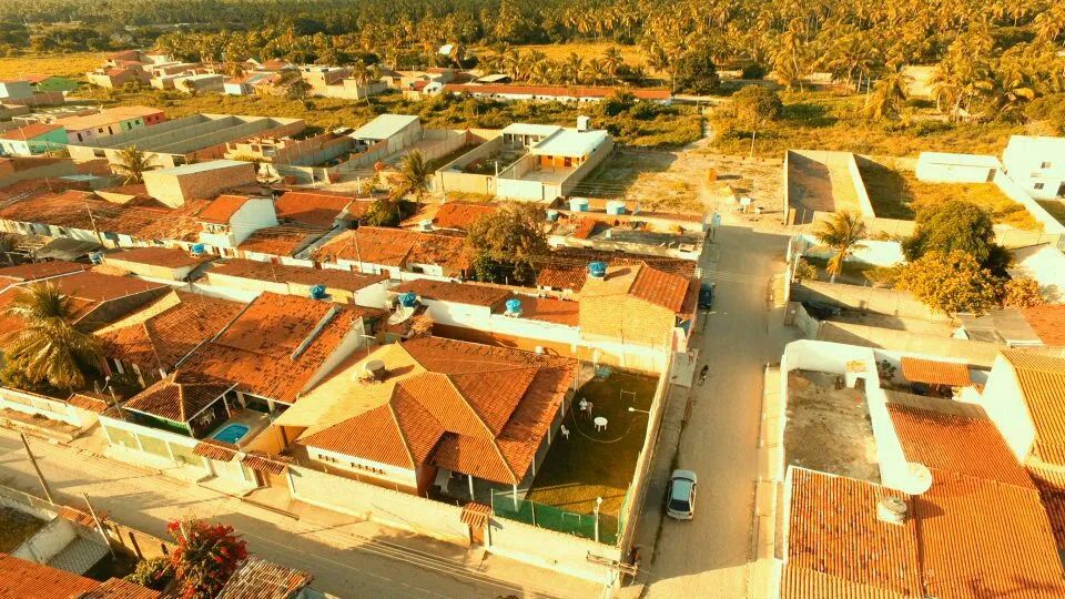 Casa com piscina hidromassagem,área de lazer - Foto 12