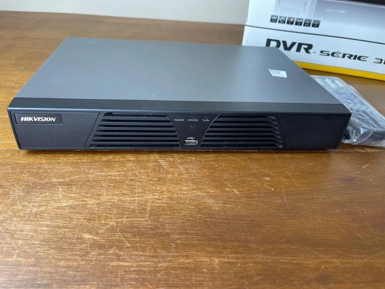 Kit DVR 4 Canais Hikvision + Acessórios - Foto 2