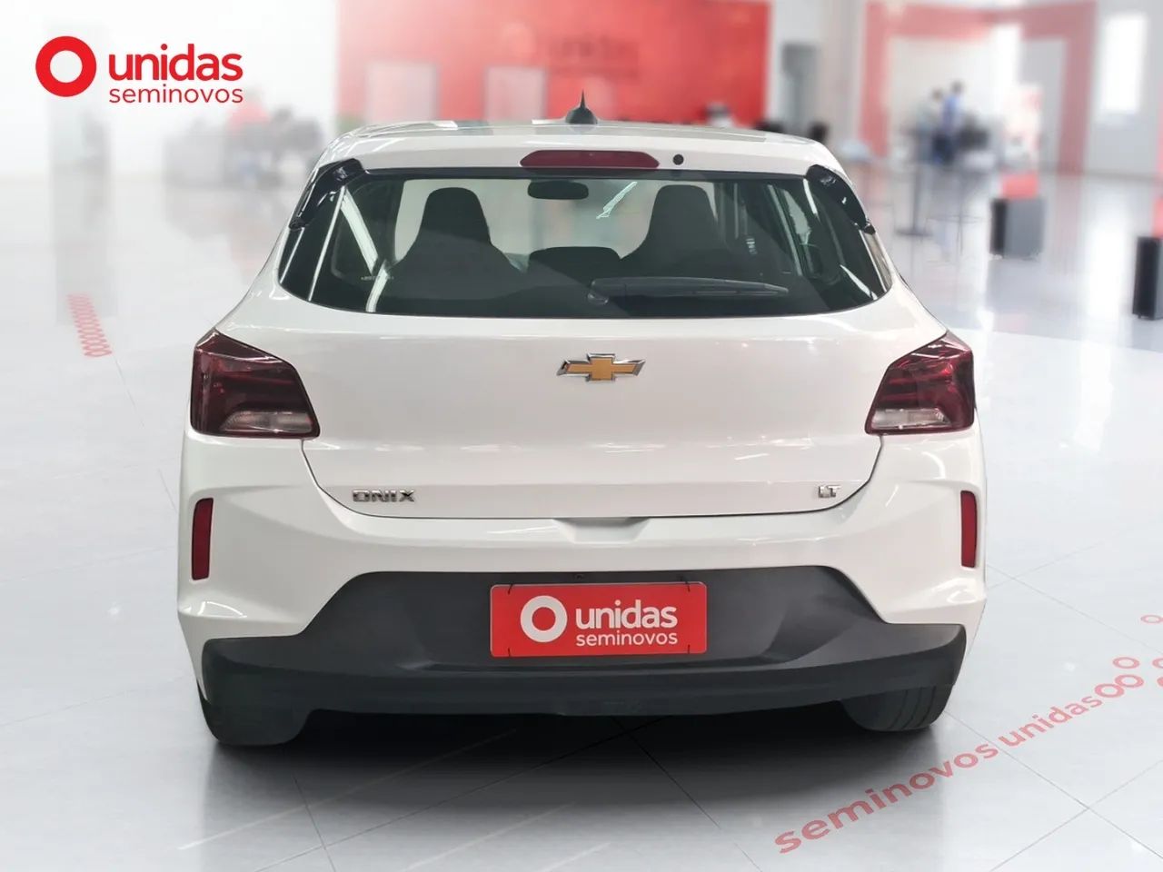 Chevrolet Onix Hatch LT 1.0 12V Flex Mec. 4P 2024 - Foto 8