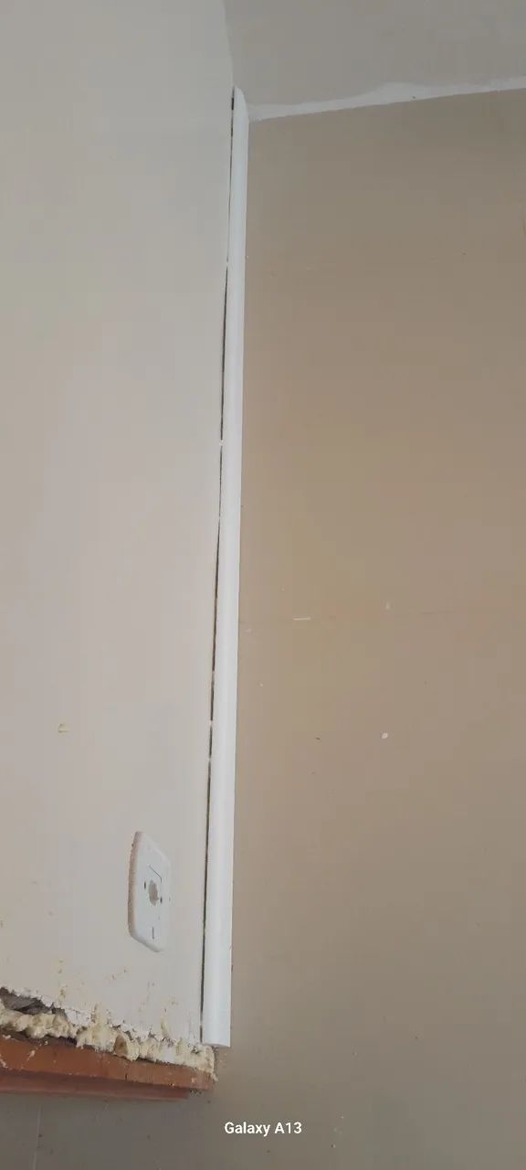 Roda pé de polietileno  - Foto 2