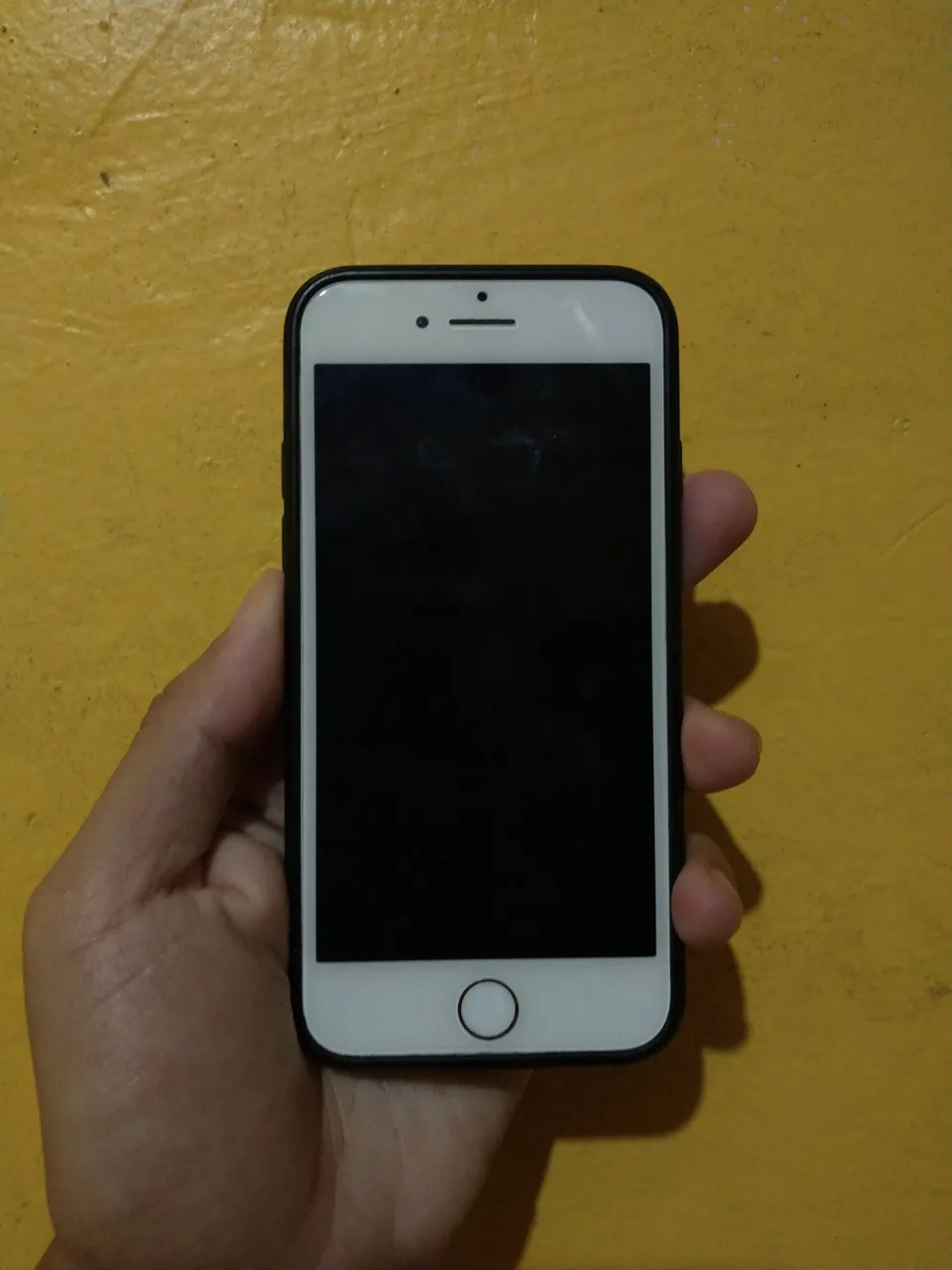iPhone 8 - com defeito