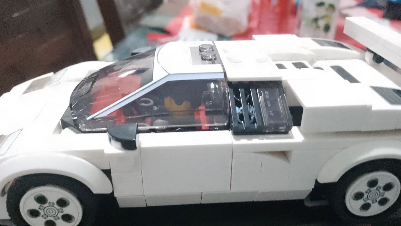 Lamborghini Contach de Lego Branca - Foto 3