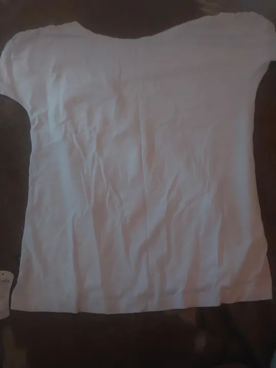 Camiseta branca de algodão, tamanho M - Foto 2