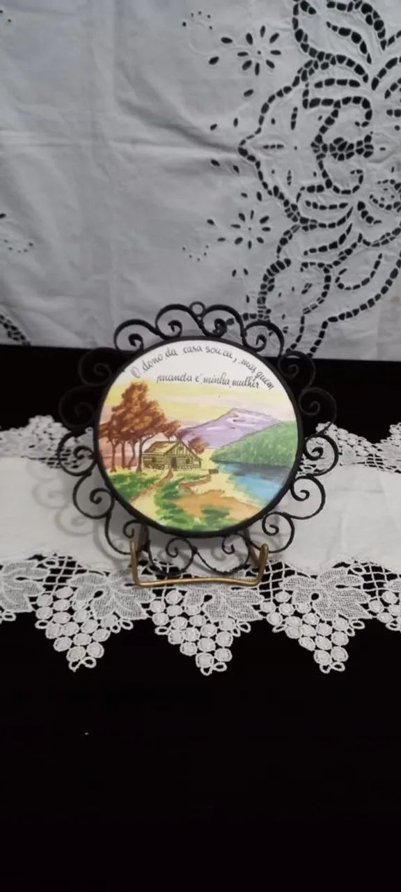Prato decorativo com moldura