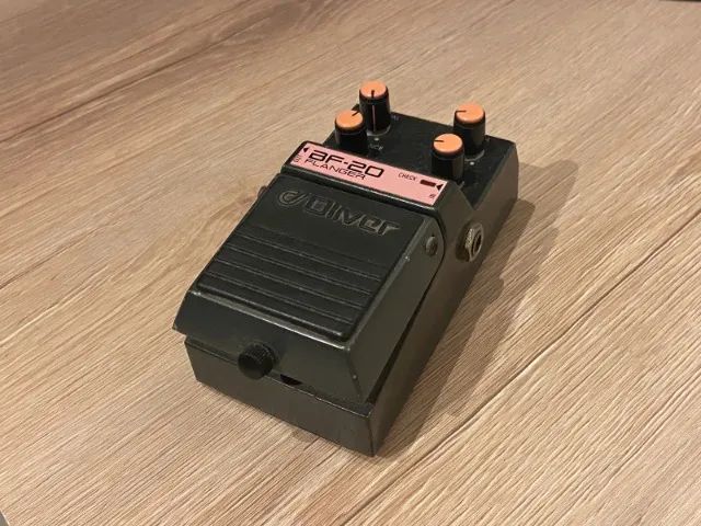 Pedal Oliver (Boss) Flanger BF-20