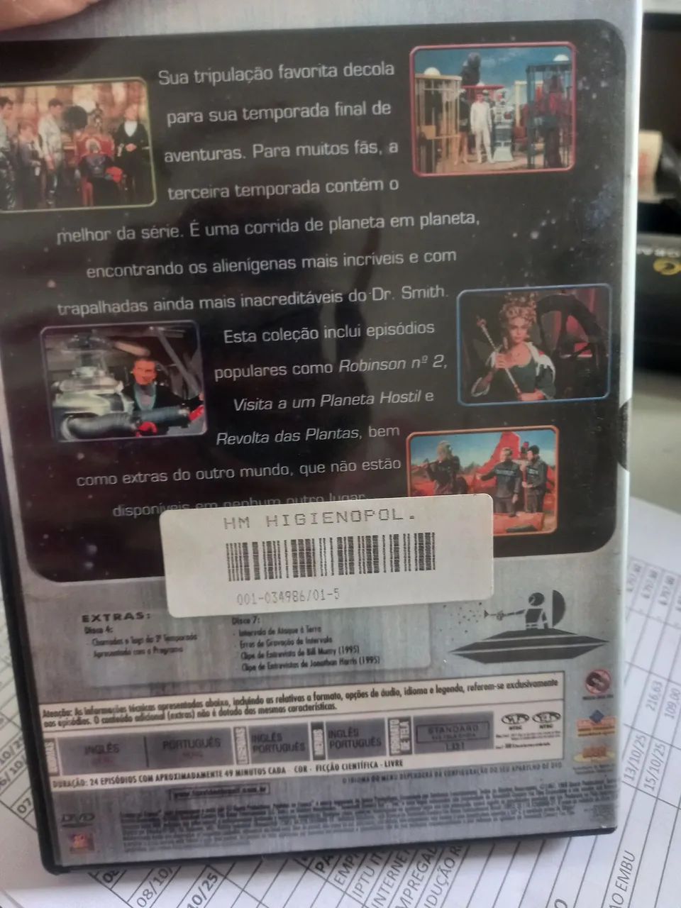 6 DVDS DA 3 TEMPORADA PERDIDOS NO ESPAÇO  - Foto 3