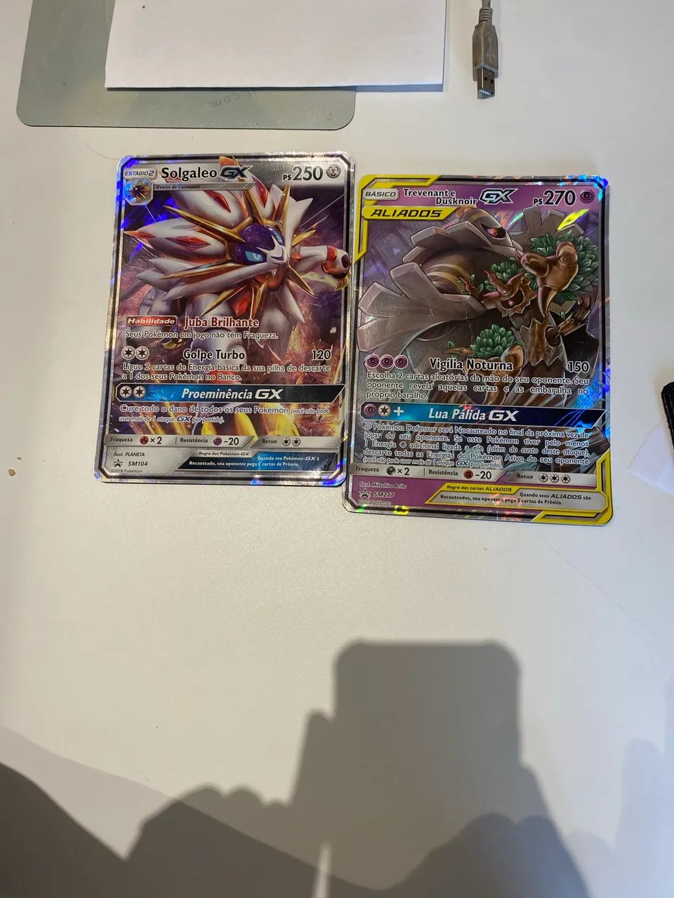 Cartas Pokémon gigantes 