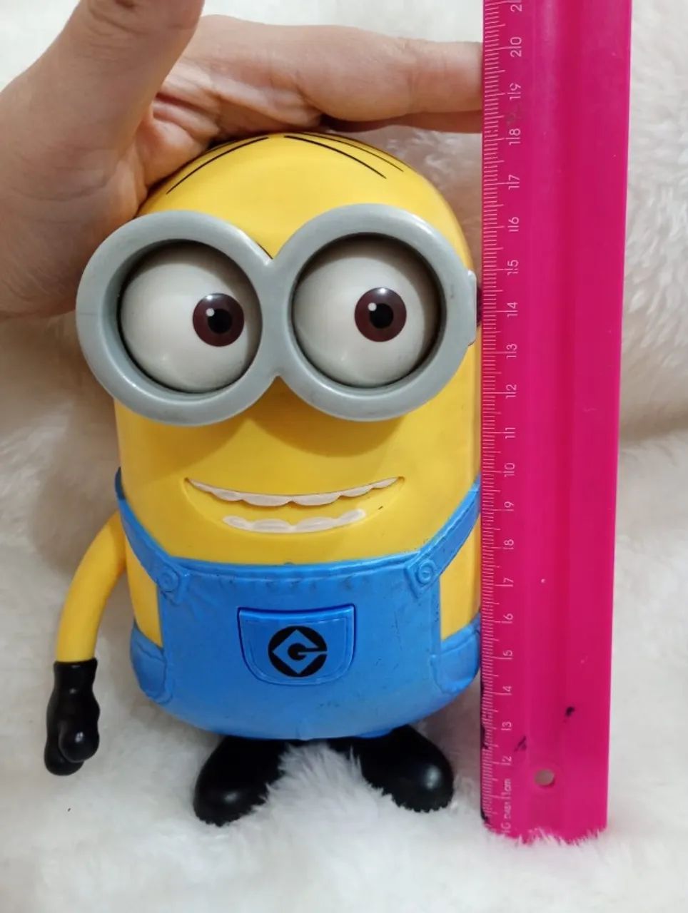 boneco minion eletronico meu malvado favorito falante, fala mais de 10 frases.Thinkway Toy - Foto 4