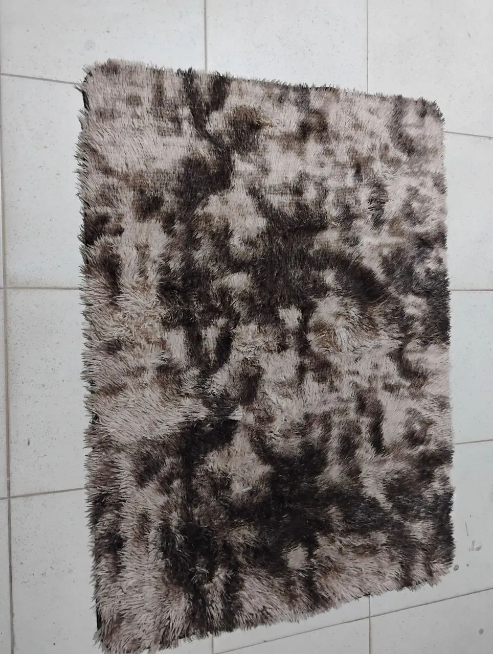 Tapete Pelúcia Shaggy Cinza e Preto - Foto 2