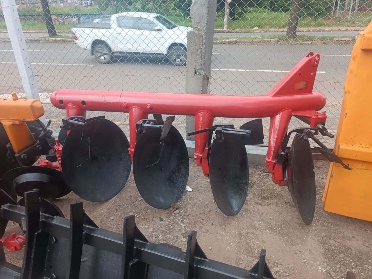 Arado de 4 discos Massey Ferguson 