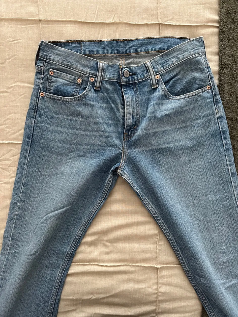 Calça jeans Levis importada usada 2 vezes