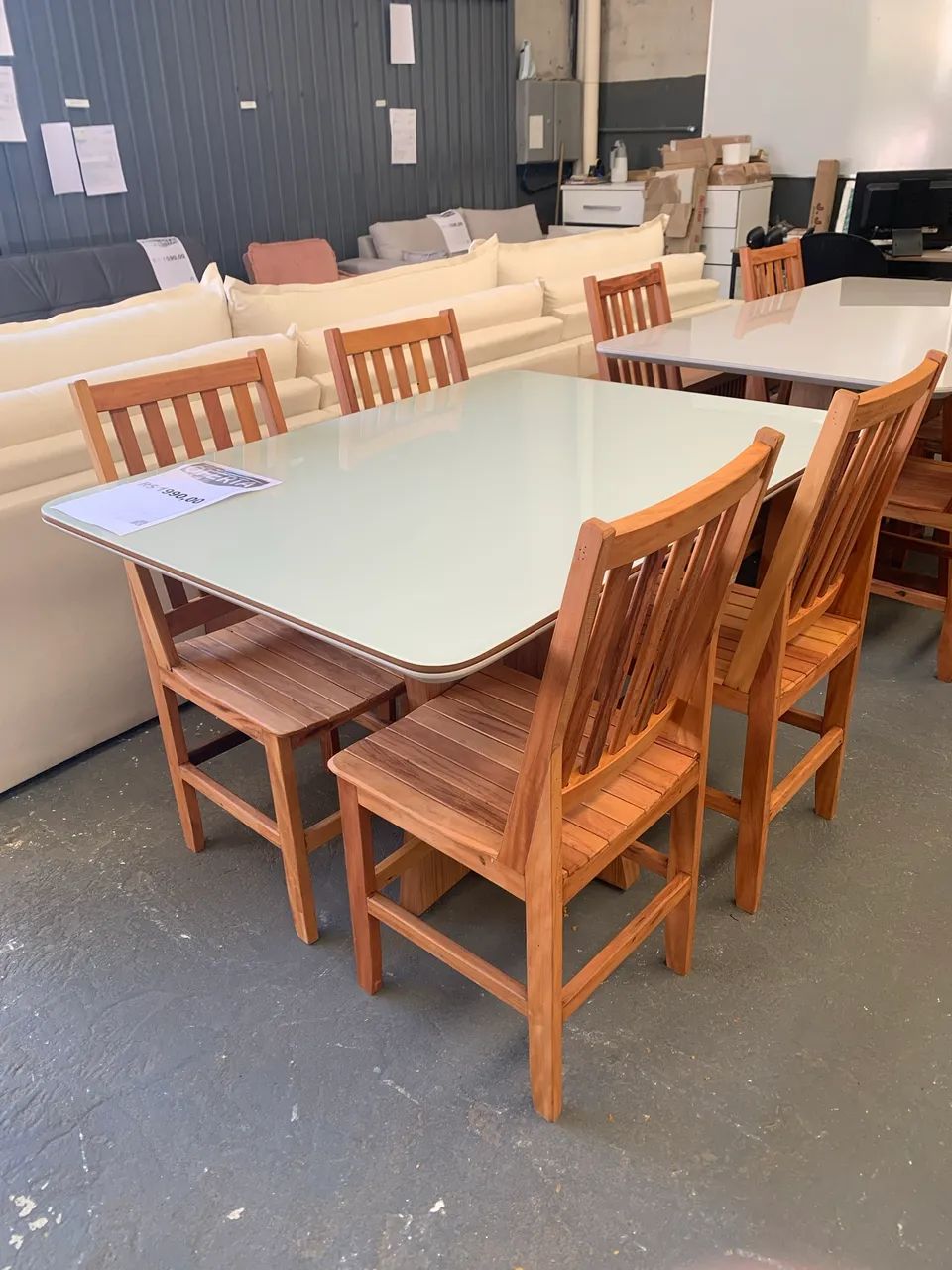 Conjunto Mesa 4 Cadeiras Laqueada com Vidro