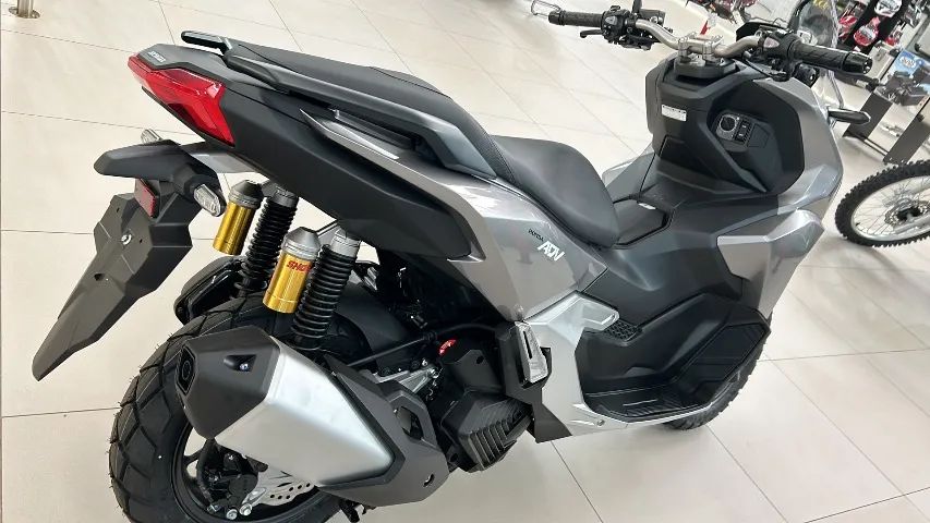 Novo Adv  160 scooter Honda 2025 - Foto 3