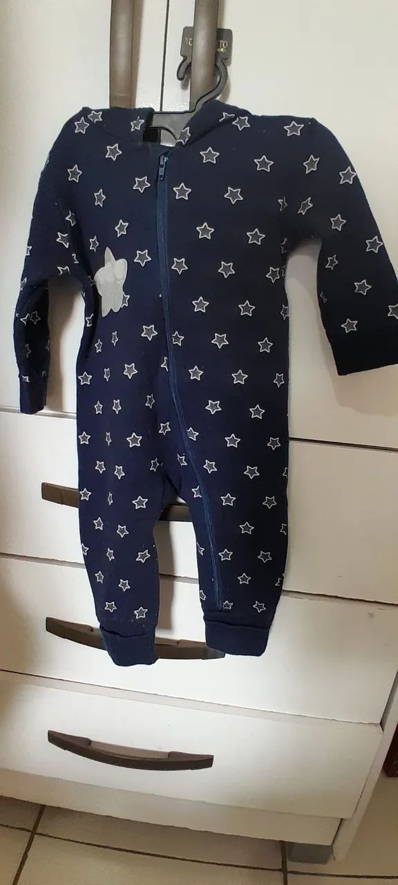 Macacão Bebê Estampa de Estrelas