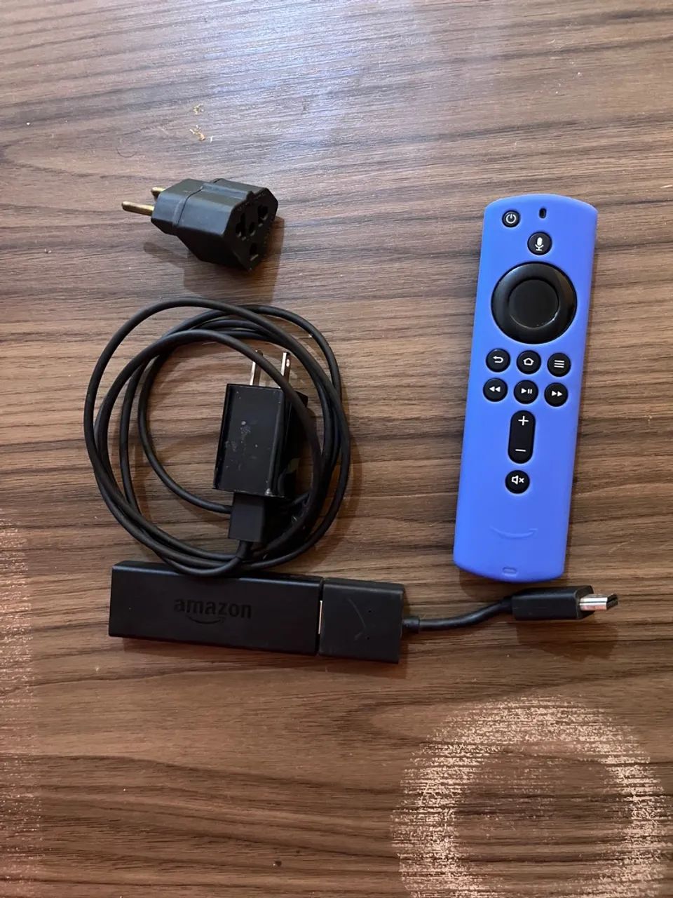 Amazon Fire Stick Tv Lite + controle e carregador