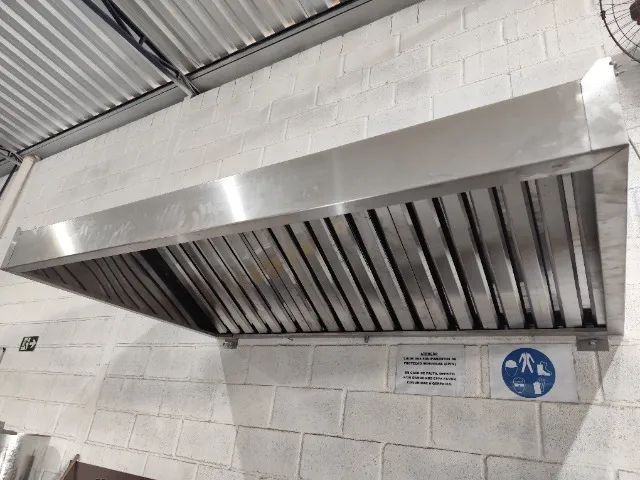 Coifa Inox Parede 1,25x0,70 - Exaustão forte e contínua 