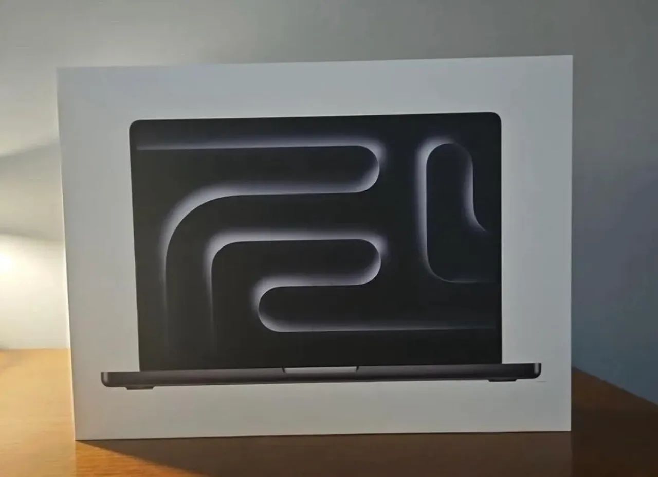 MacBook Pro M5 1TB