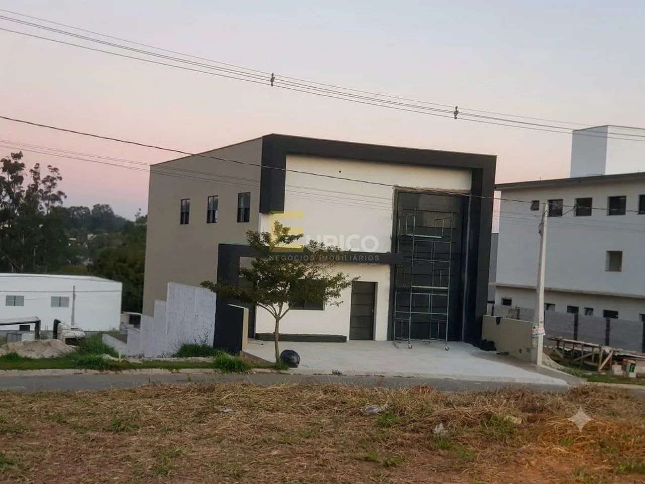 Galpão Comercial à Venda em Vinhedo - Foto 2