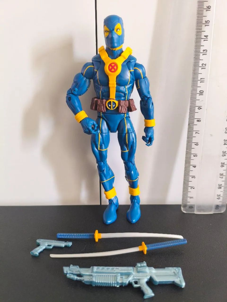Marvel Legends - Deadpool Azul 