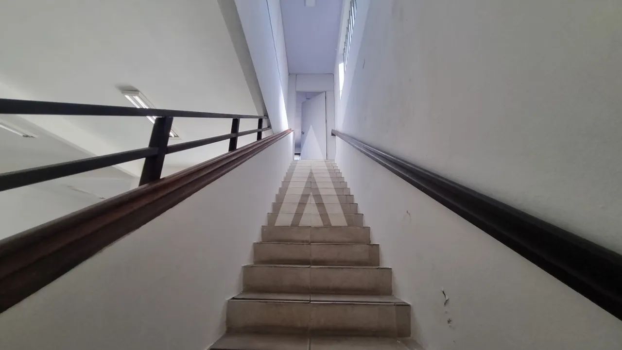 Loja comercial na região central com 217m² e 5 vagas rotativas - Foto 8