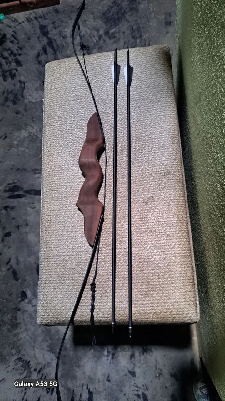 Arco flecha com duas flechas  - Foto 3