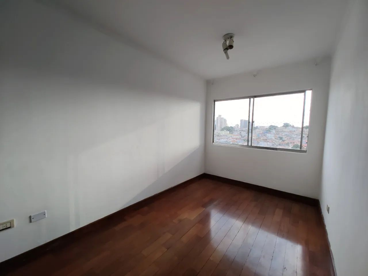 Apartamento para Locação com 2 Dormitórios e Garagem - Foto 5